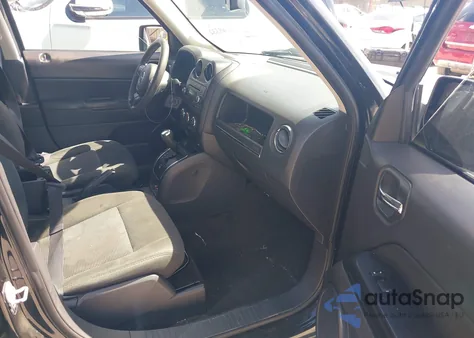 2015 Jeep Patriot Sport из США, поврежденный, VIN 1C4NJPBB7FD358742